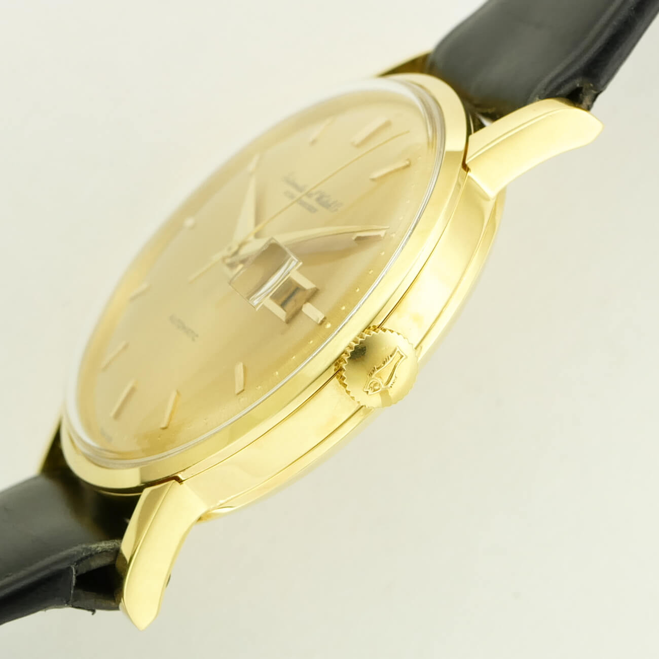 IWC ROUND MODEL