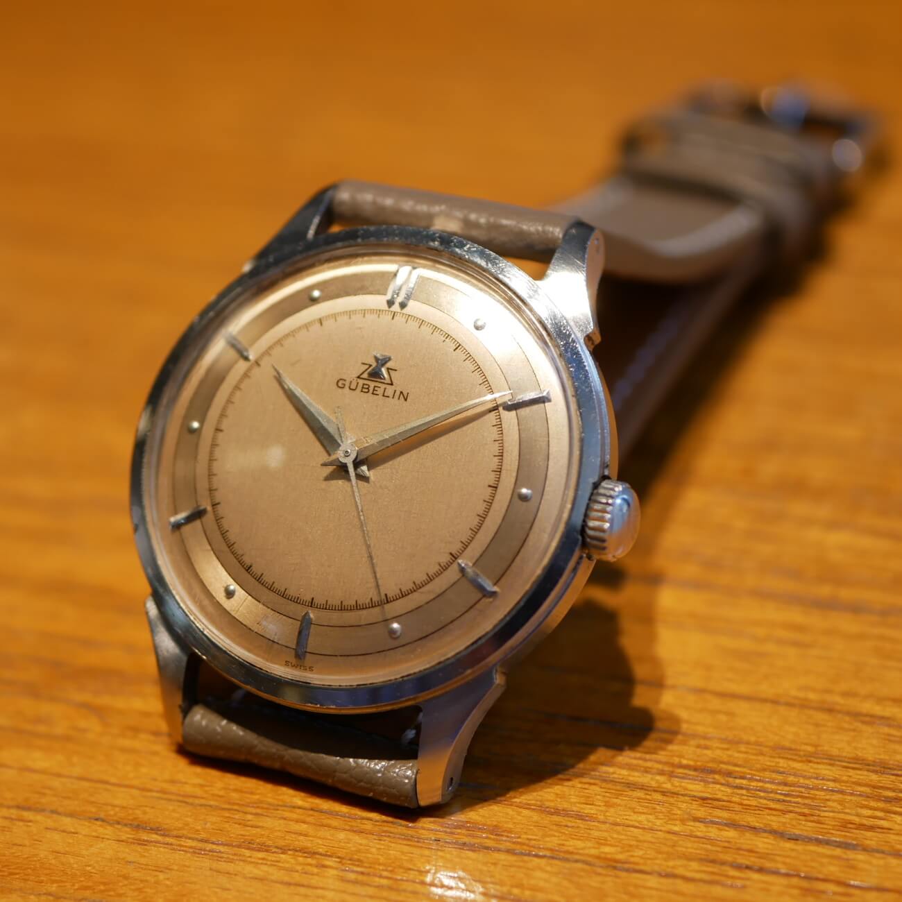 GUBELIN ROUND MODEL