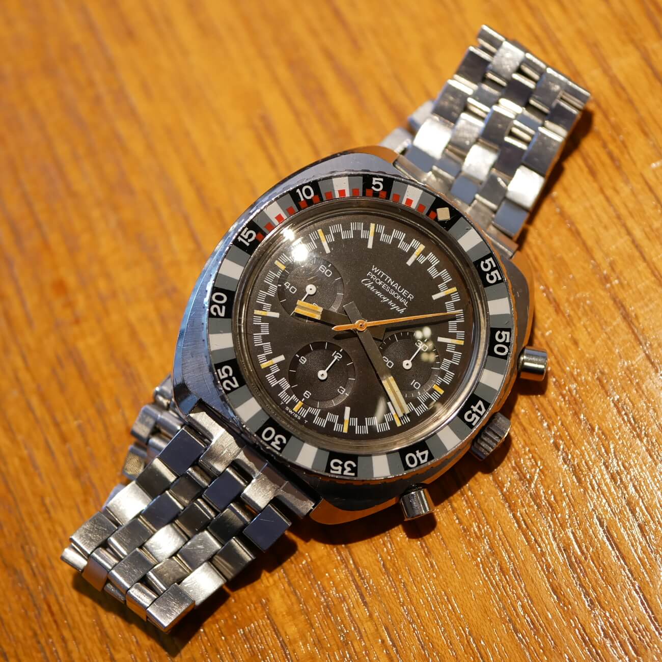 WITTNAUER PROFESSIONAL CHRONOGRAPH