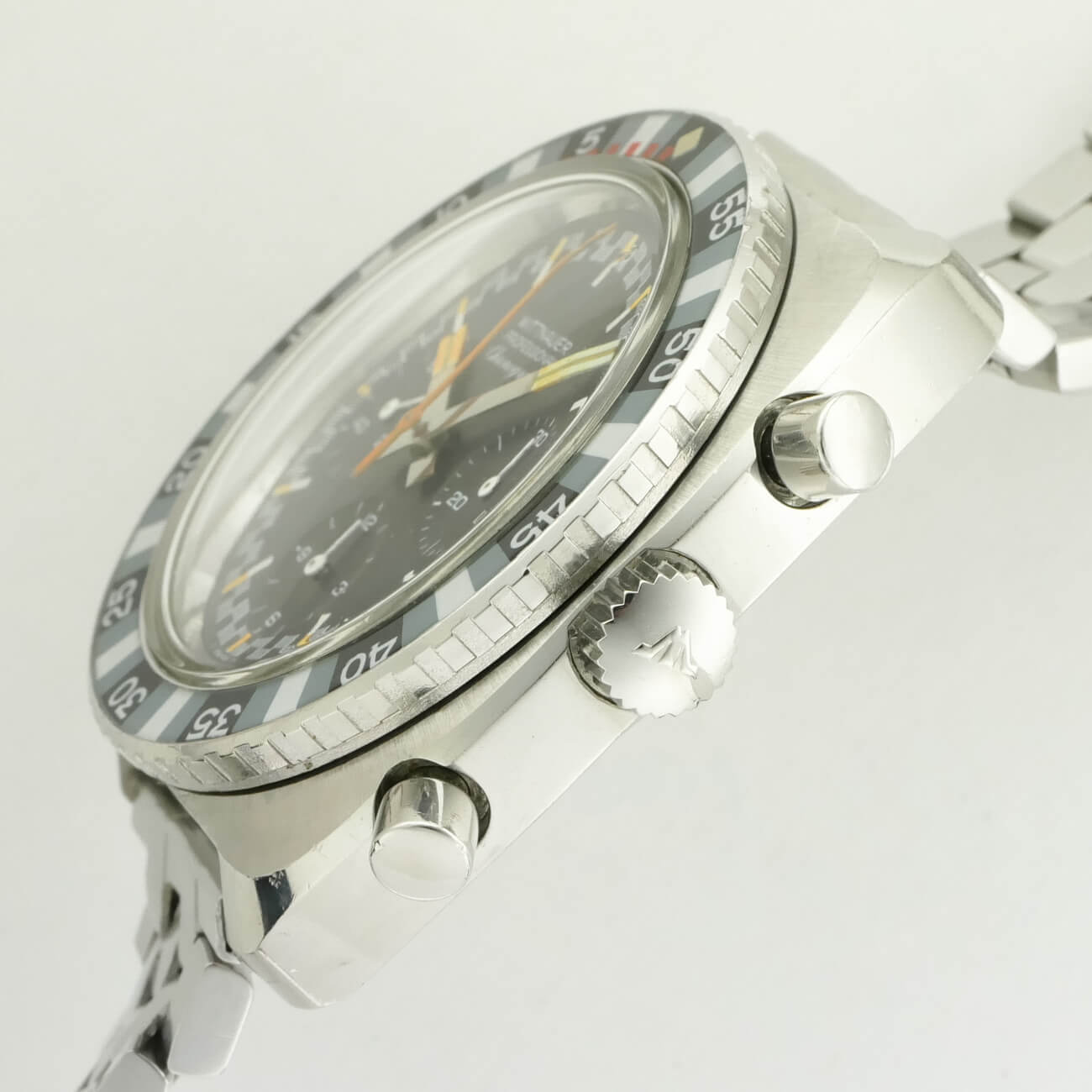 WITTNAUER PROFESSIONAL CHRONOGRAPH
