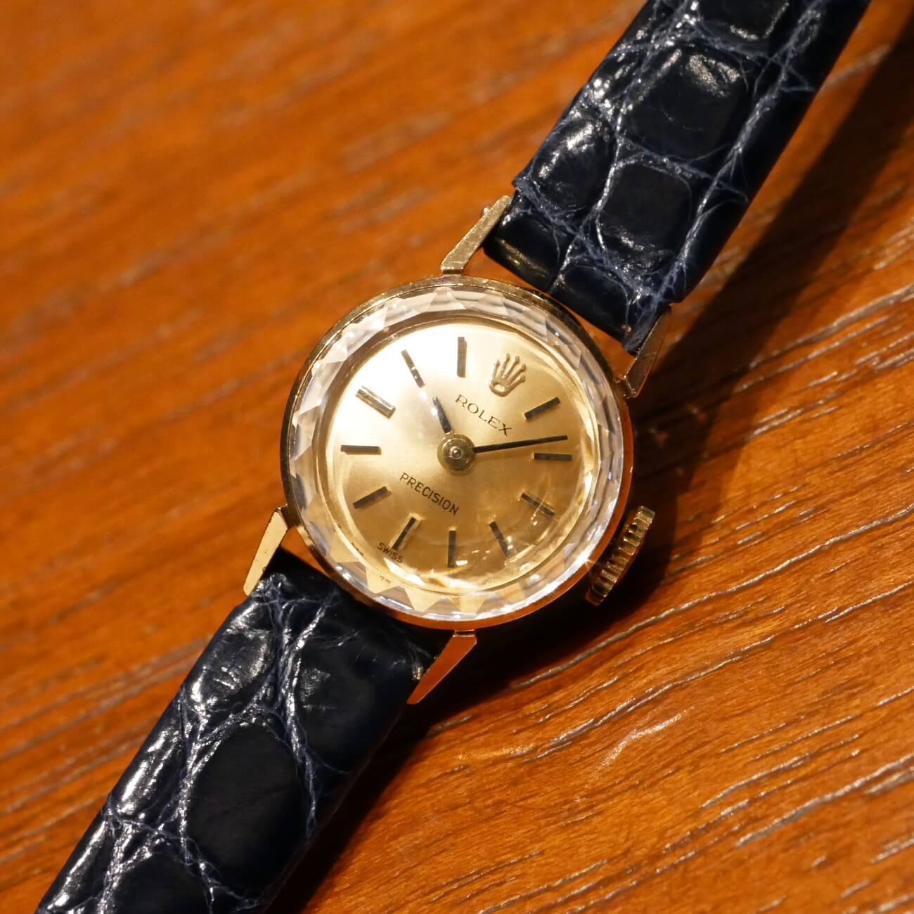ROLEX ROUND MODEL