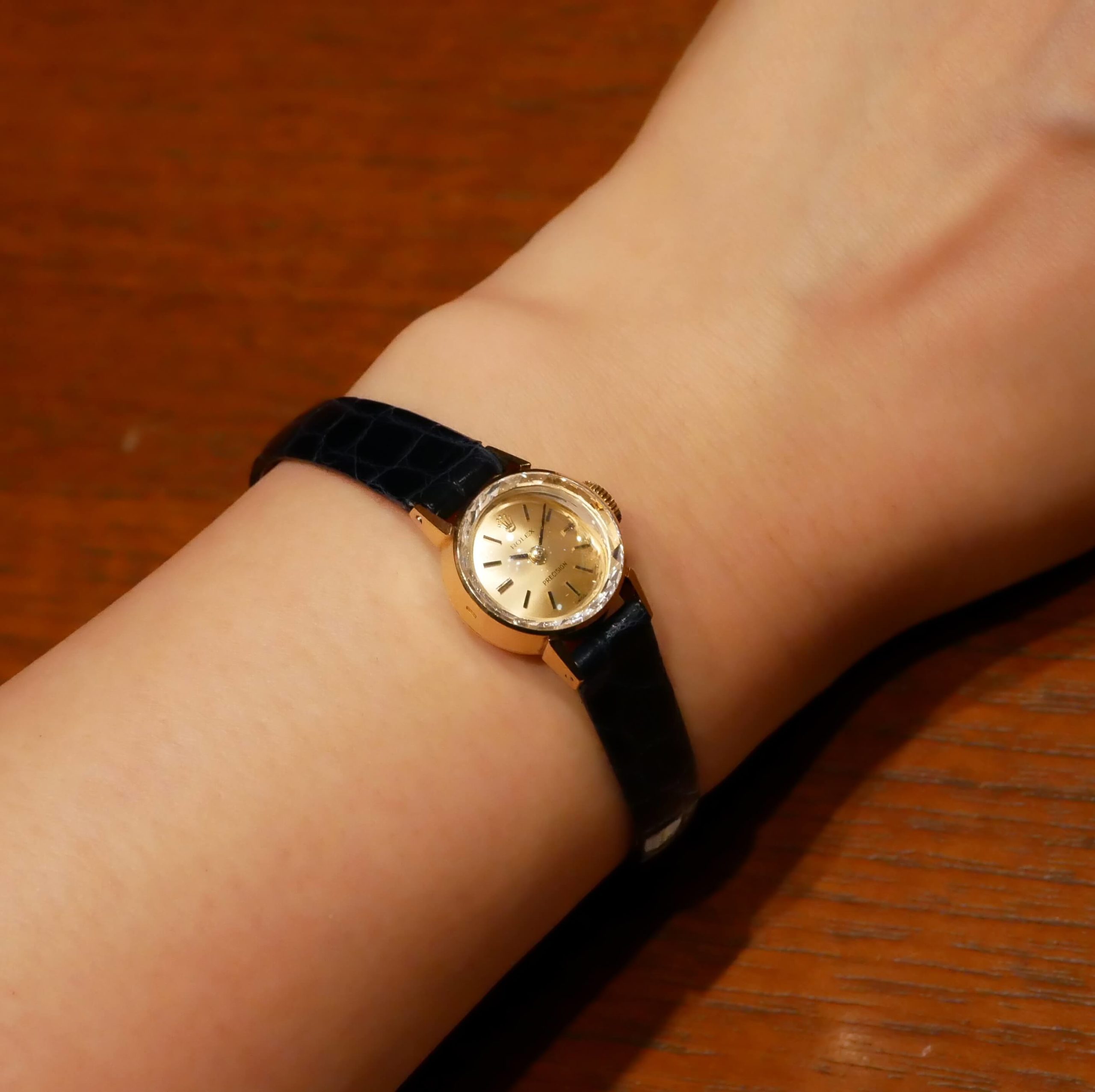 ROLEX ROUND MODEL