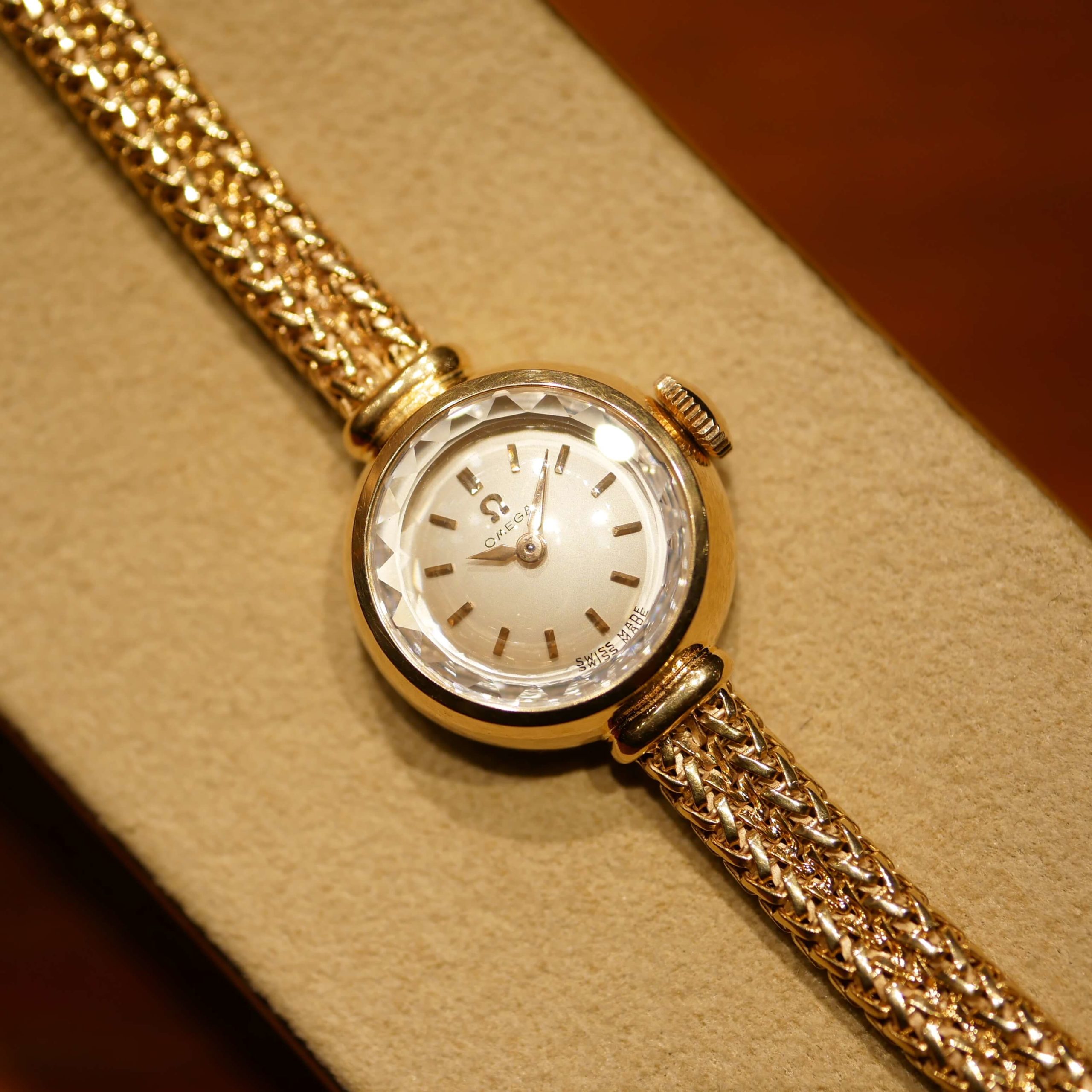 OMEGA ROUND MODEL