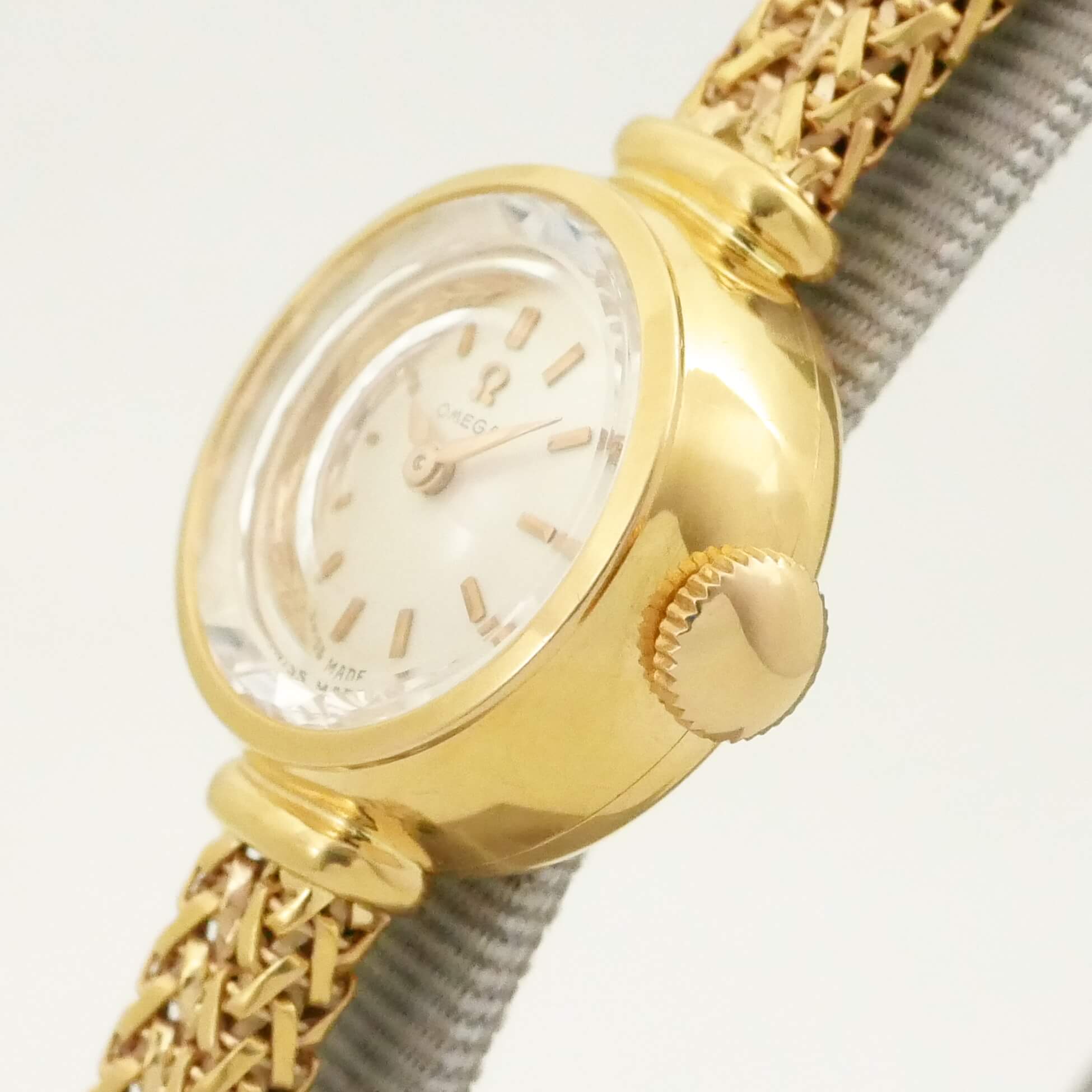 OMEGA ROUND MODEL