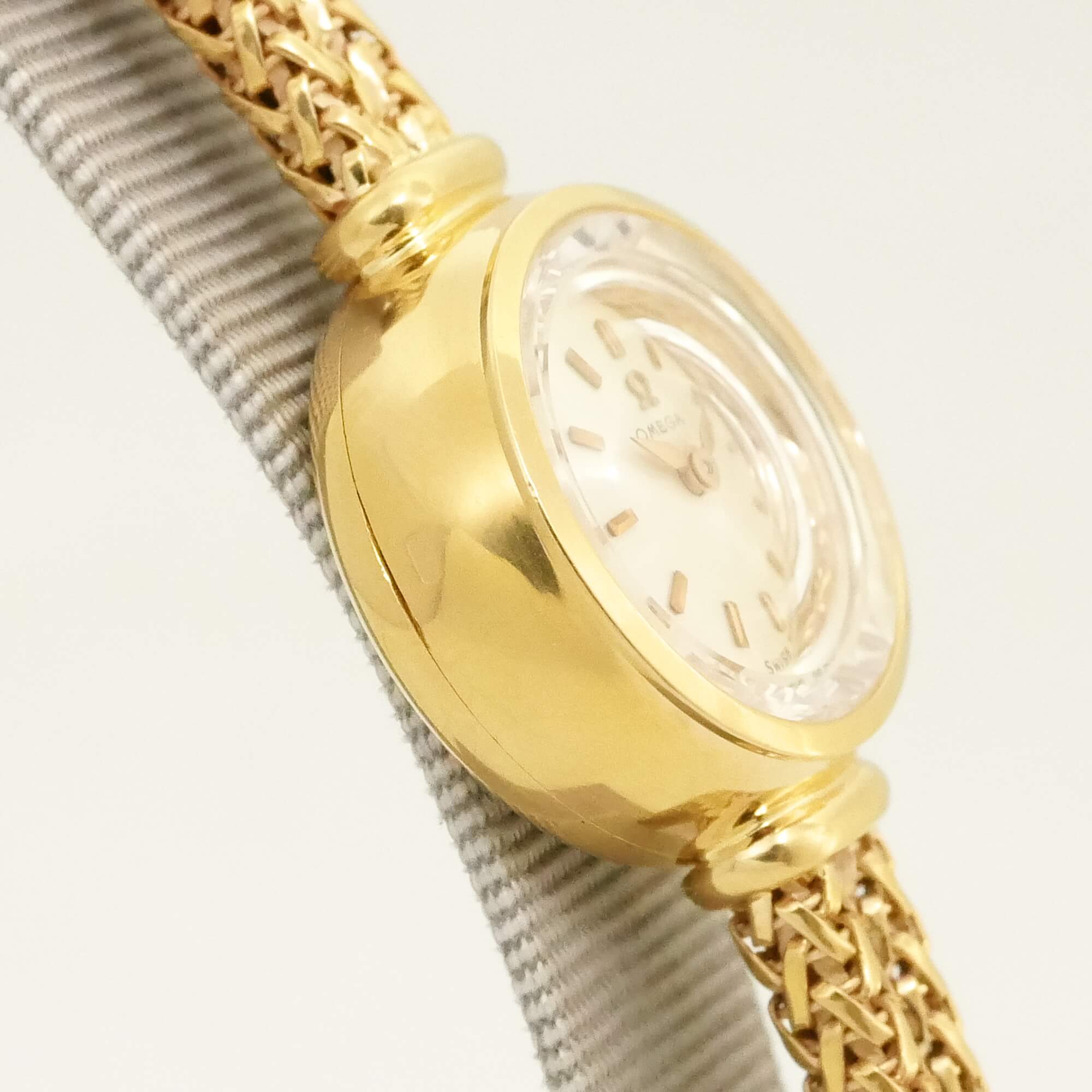 OMEGA ROUND MODEL