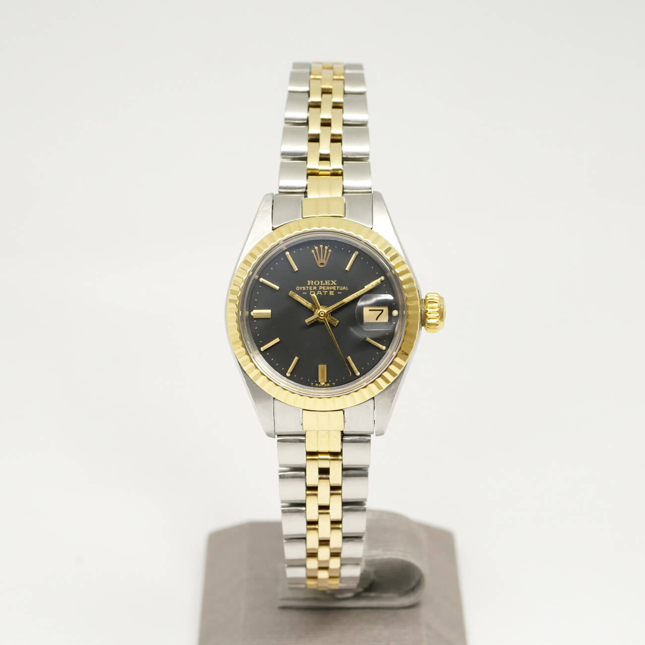ROLEX OYSTER PERPETUAL DATE