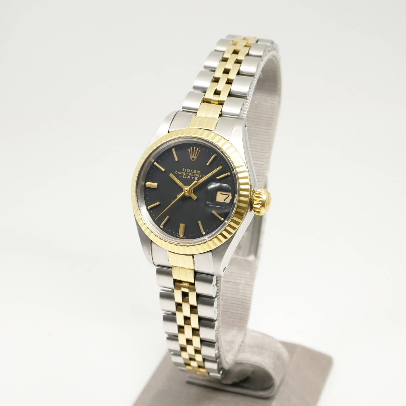 ROLEX OYSTER PERPETUAL DATE