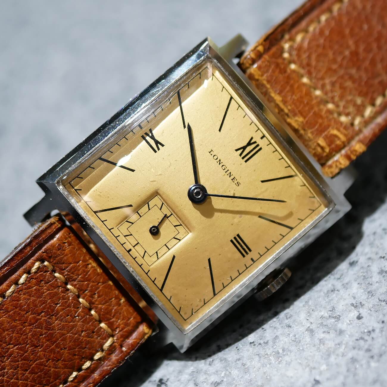 LONGINES SQUARE MODEL”NOS”