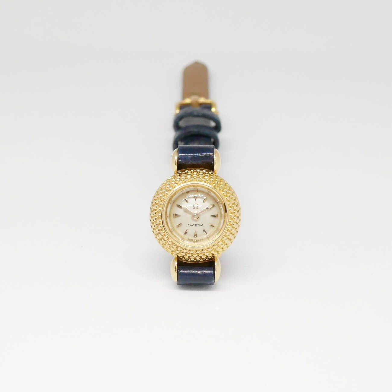 OMEGA BACK WIND