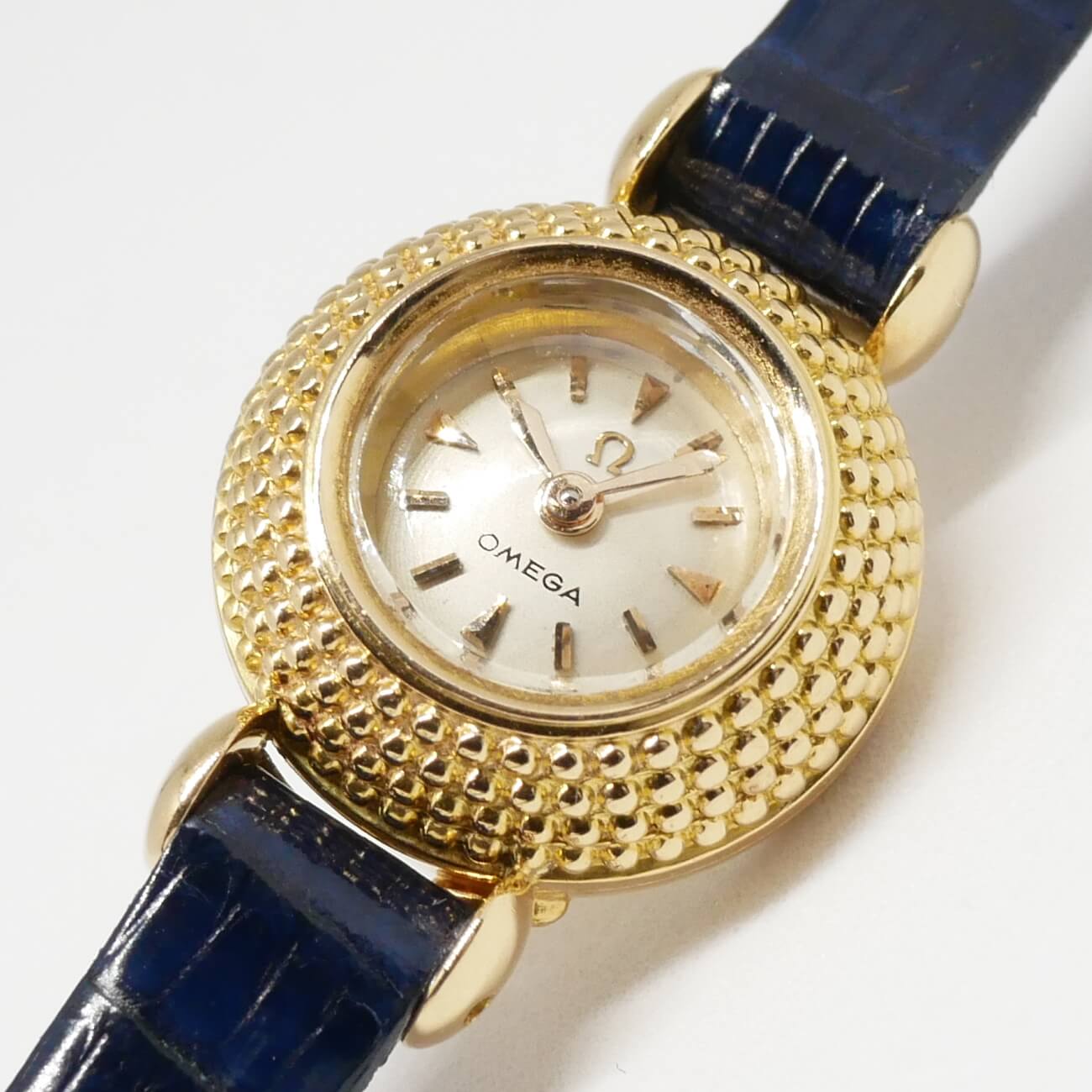 OMEGA BACK WIND