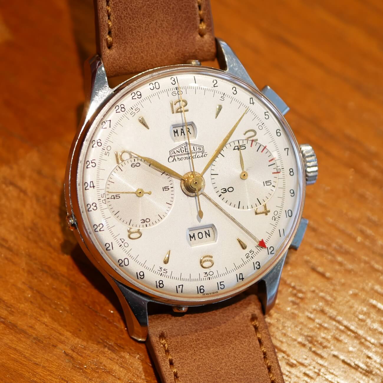 ANGELUS CHRONODATO