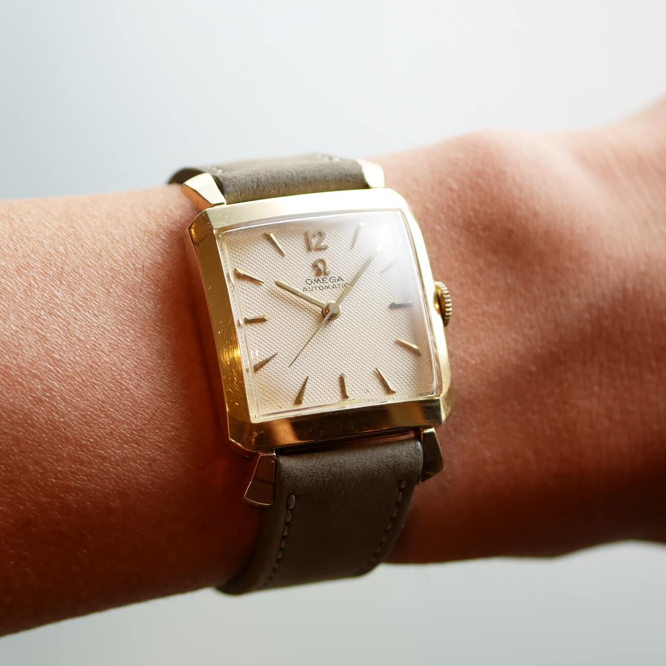 OMEGA SQUARE MODEL