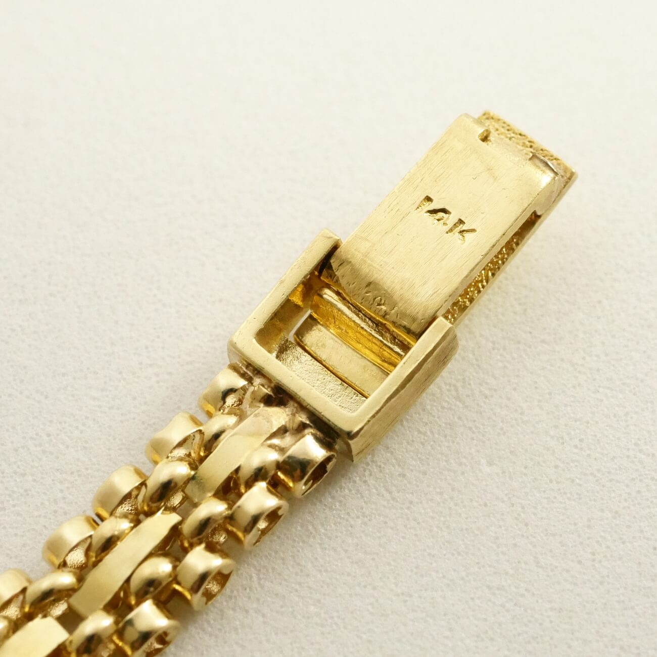 ROLEX ROUND MODEL