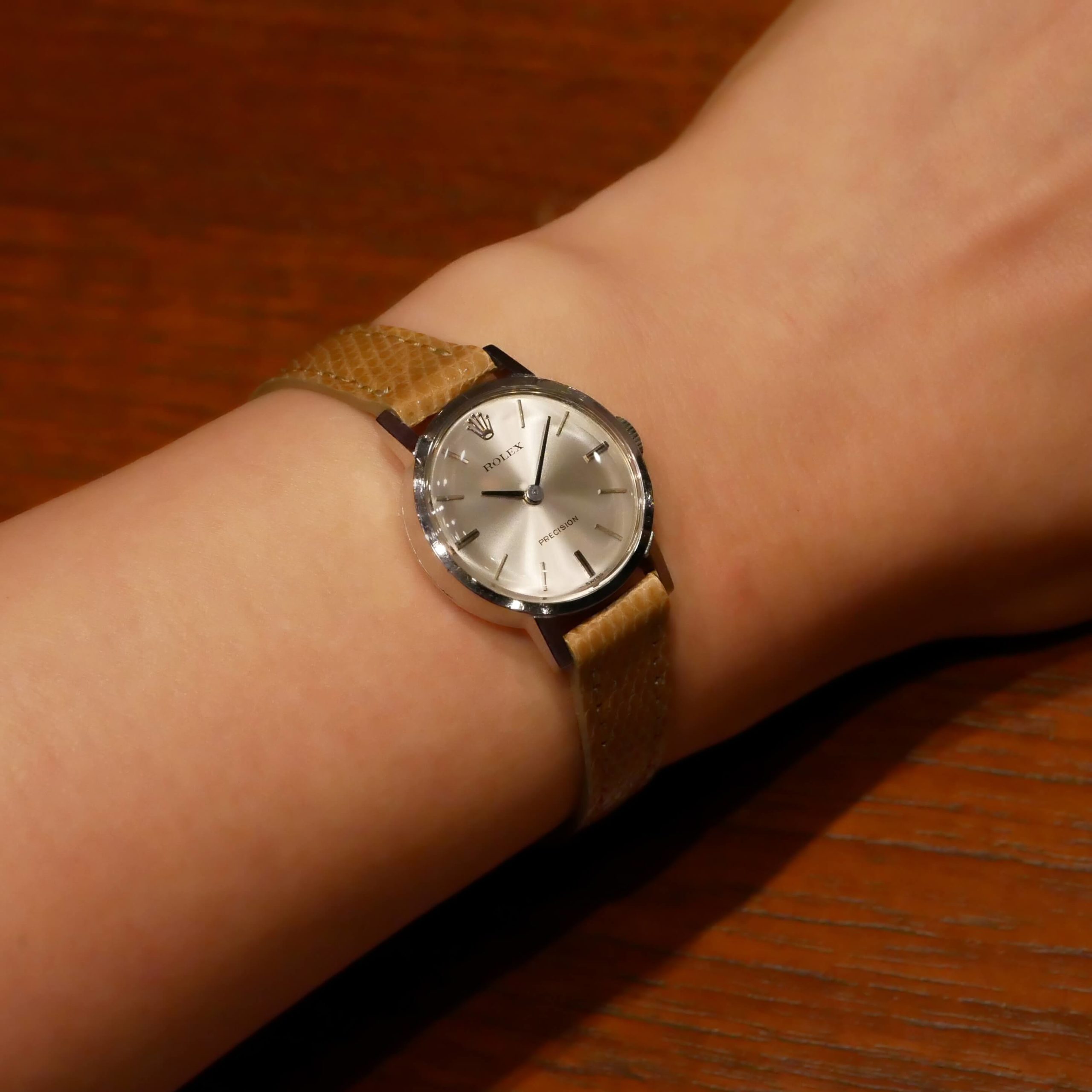 ROLEX ROUND MODEL
