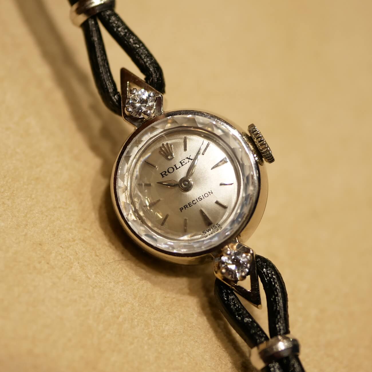 ROLEX ROUND MODEL
