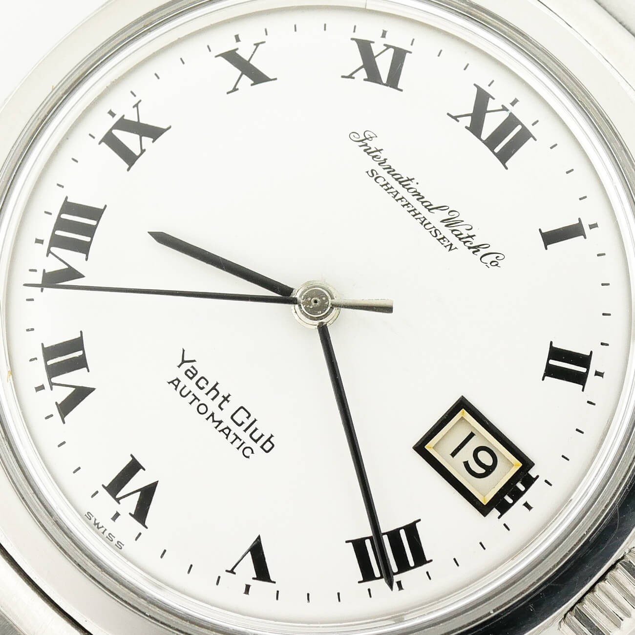 IWC YACHT CLUB