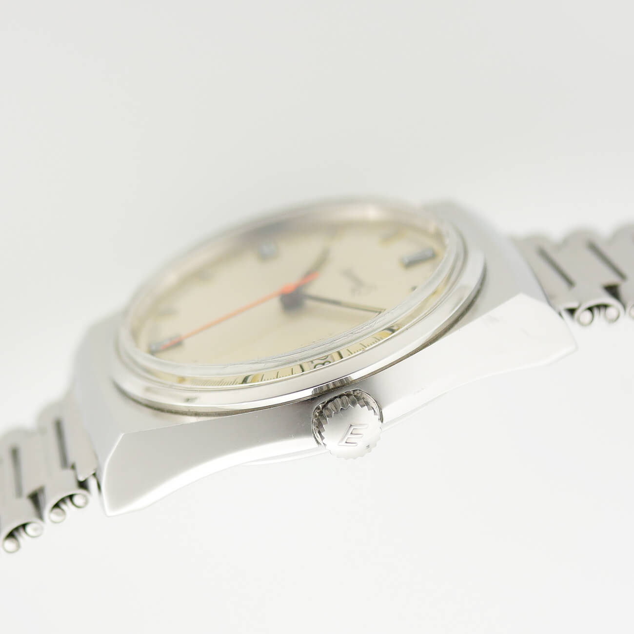 EBERHARD ROUND MODEL
