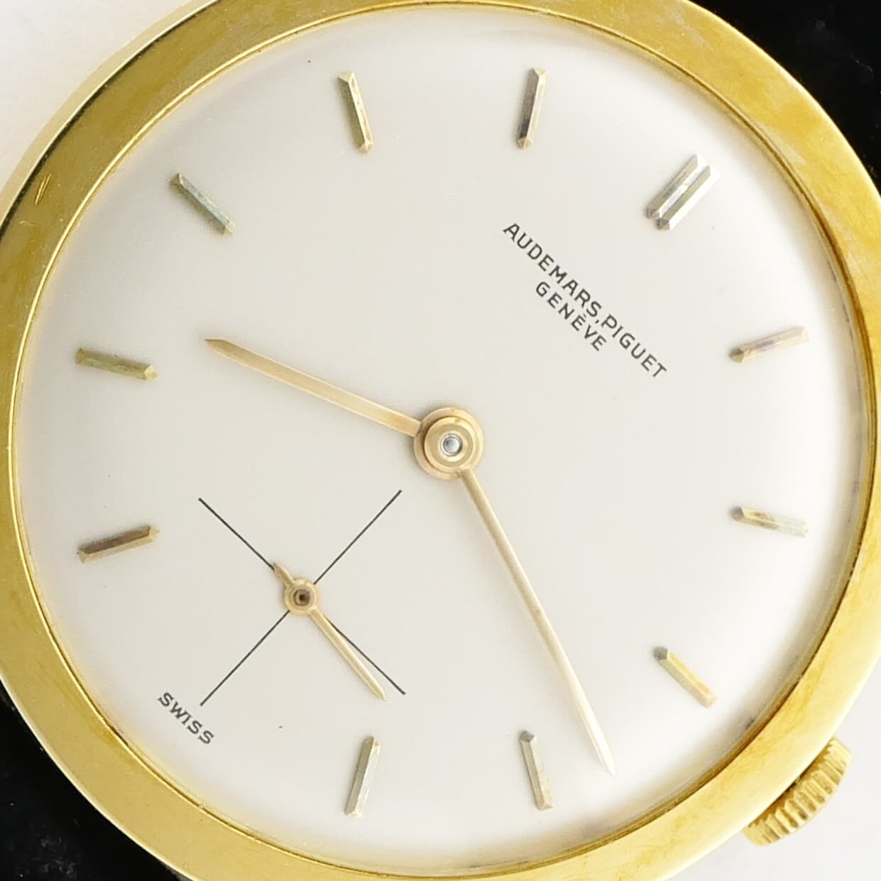 AUDEMARS PIGUET ROUND MODEL
