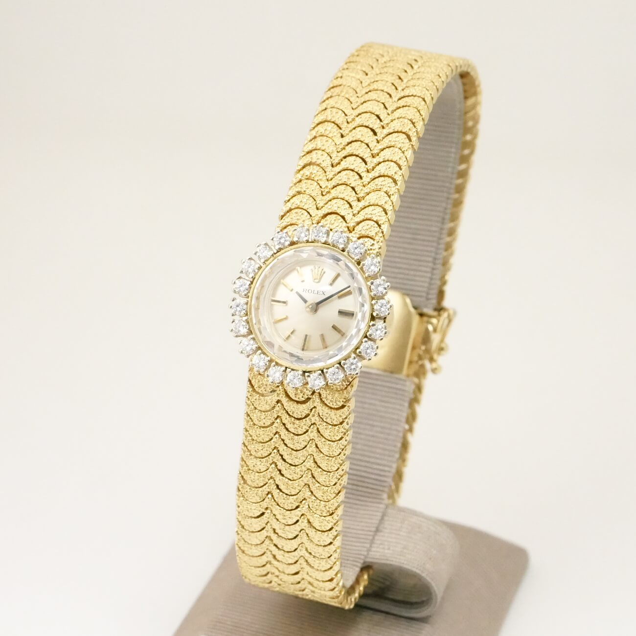 ROLEX ROUND MODEL