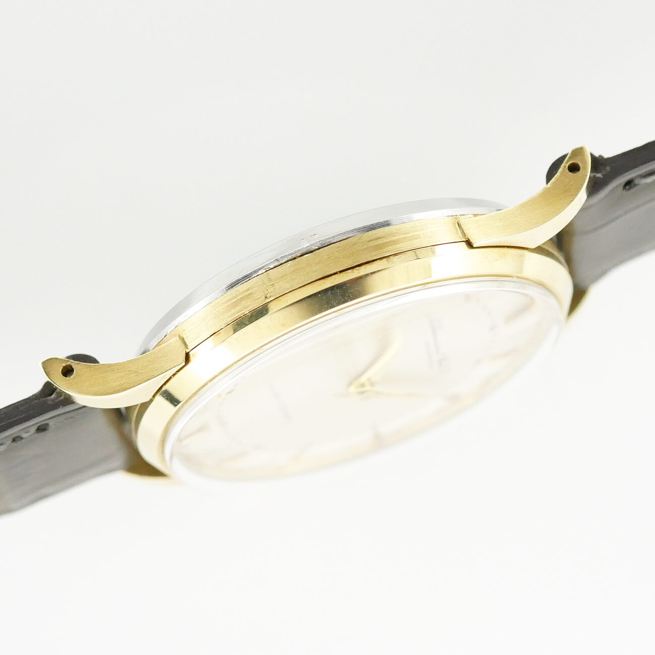 IWC ROUND MODEL