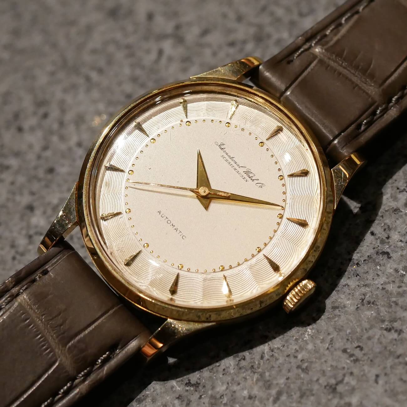 IWC ROUND MODEL