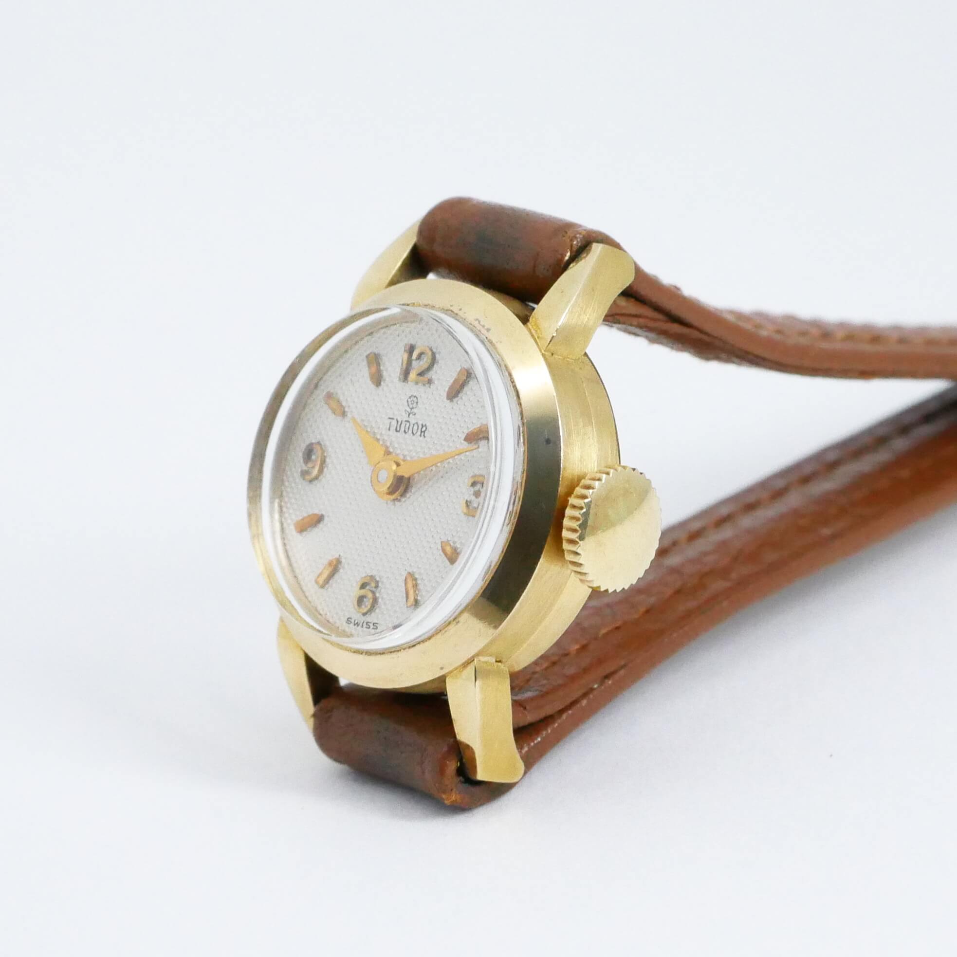 TUDOR ROUND MODEL