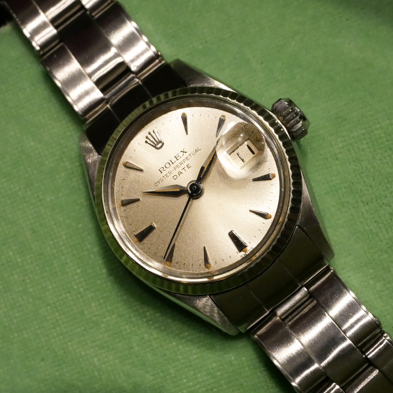 ROLEX OYSTER PERPETUAL DATE