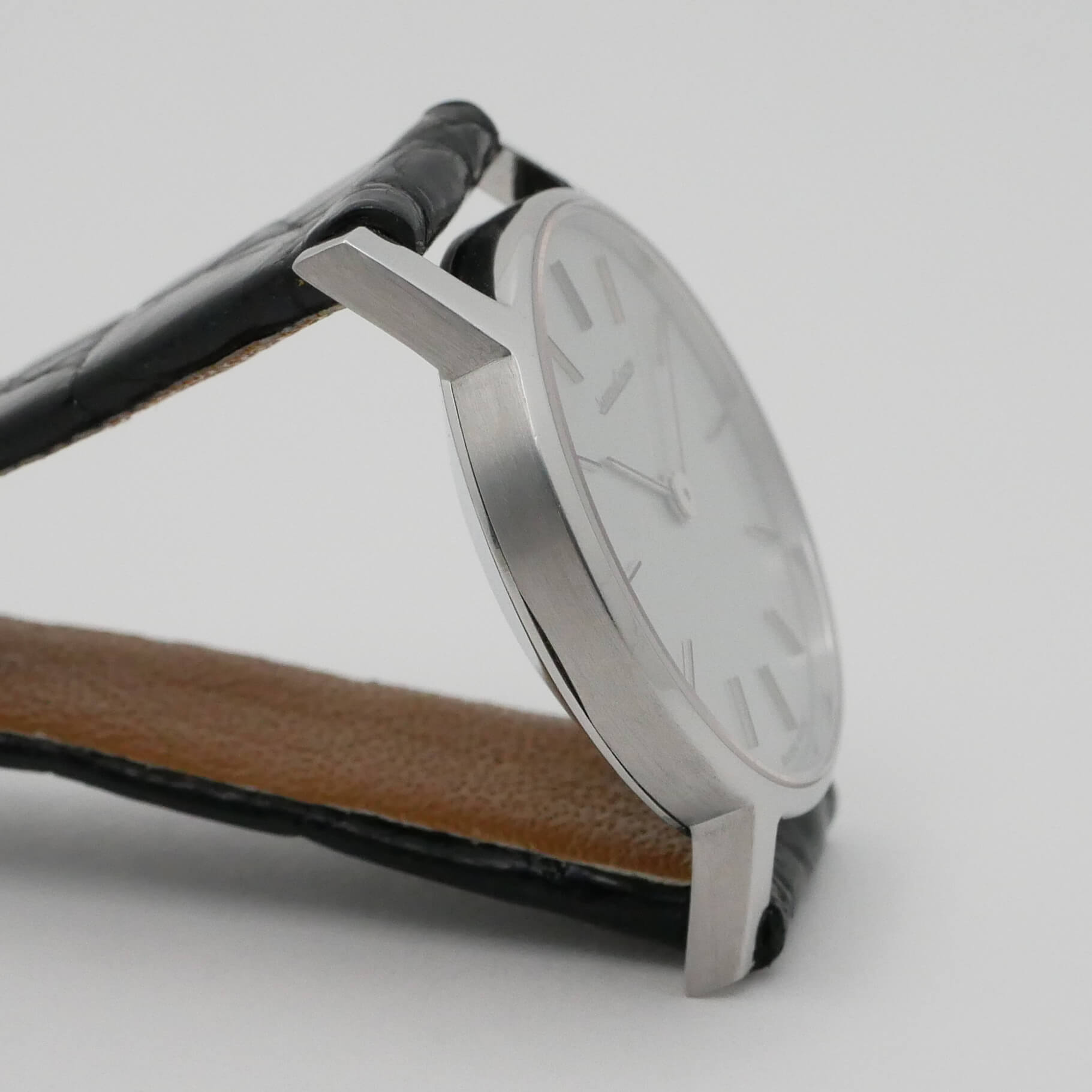 JAEGER LECOULTRE ROUND MODEL