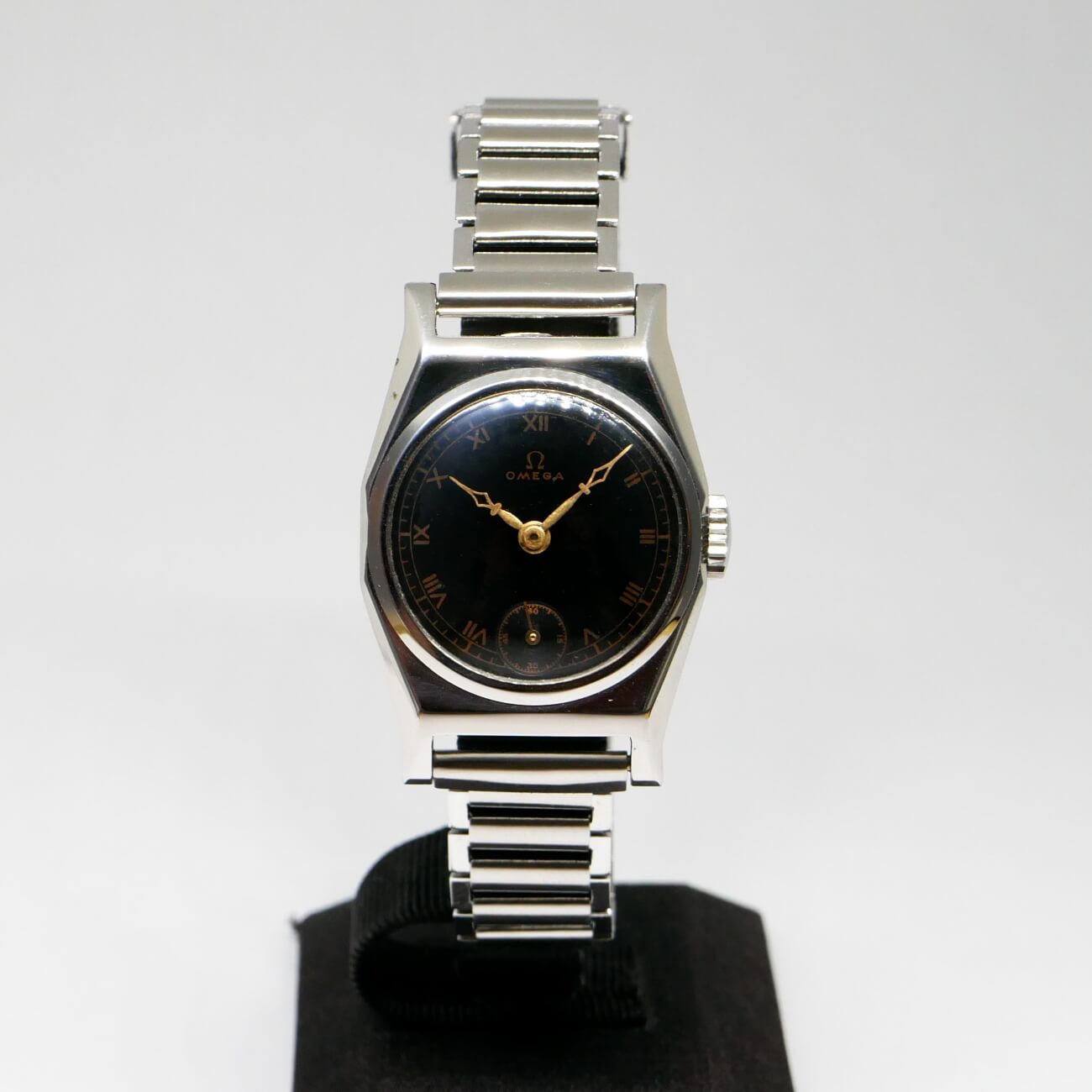 OMEGA ART DECO