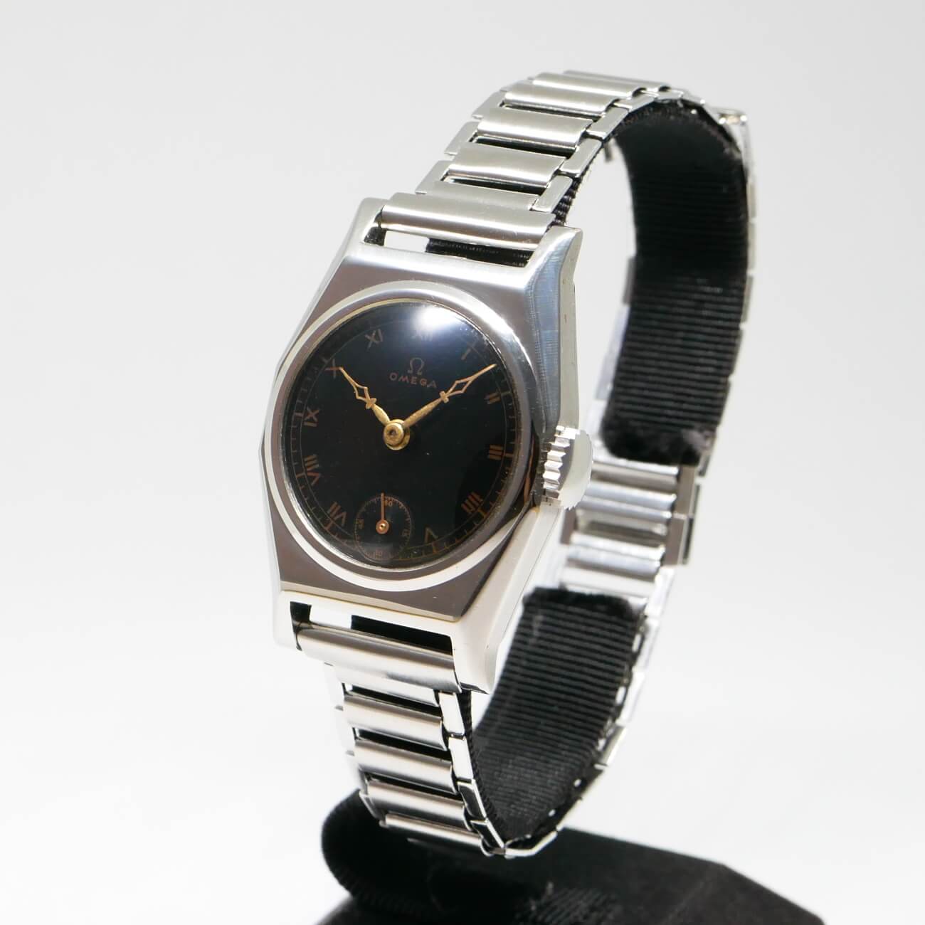 OMEGA ART DECO
