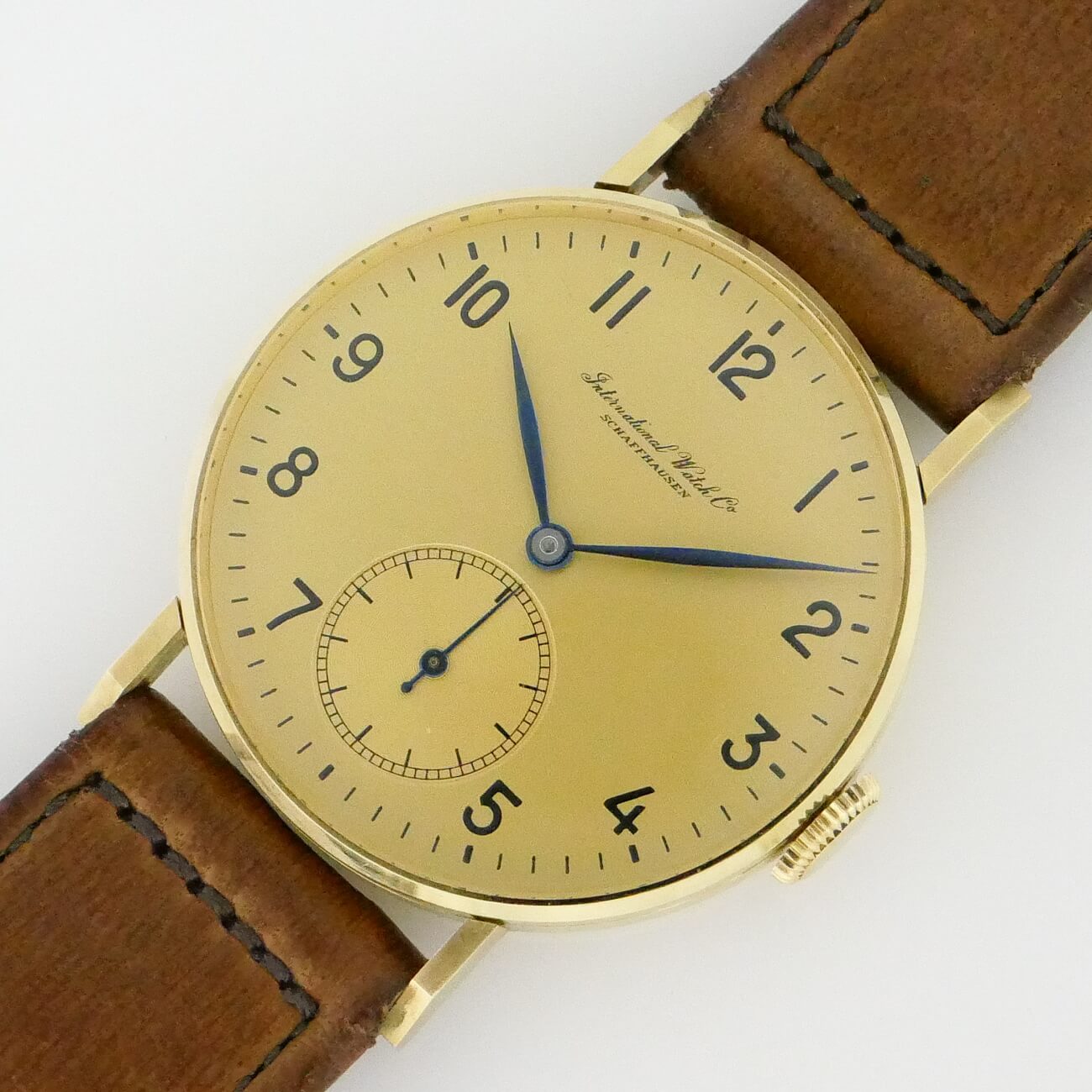 IWC ROUND MODEL
