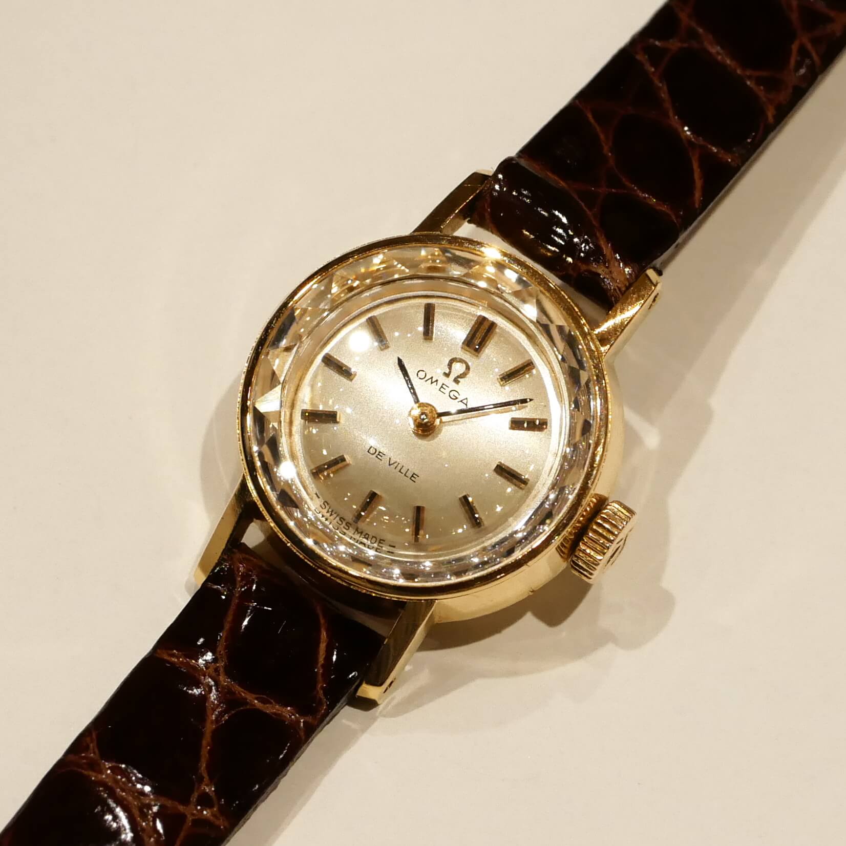 OMEGA DE VILLE