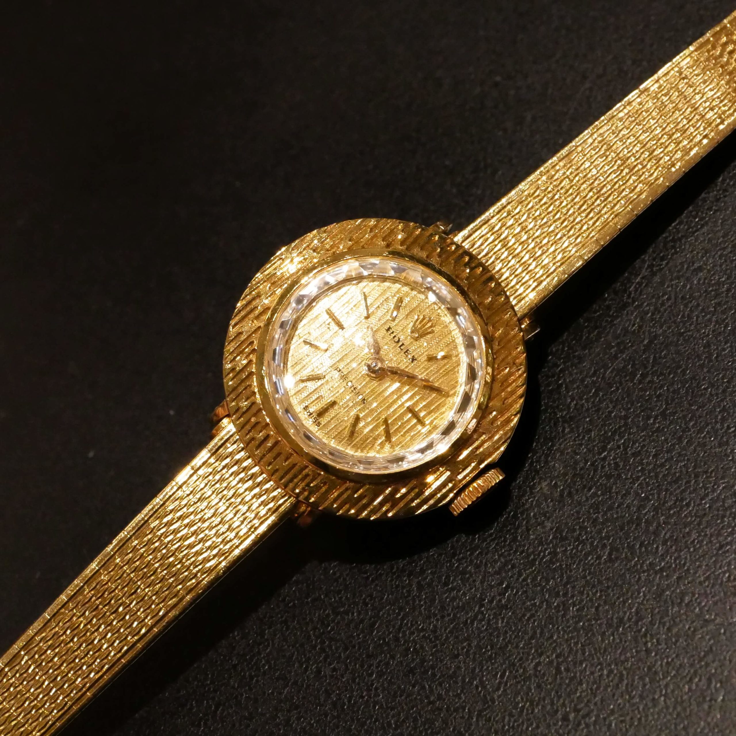 ROLEX ROUND MODEL