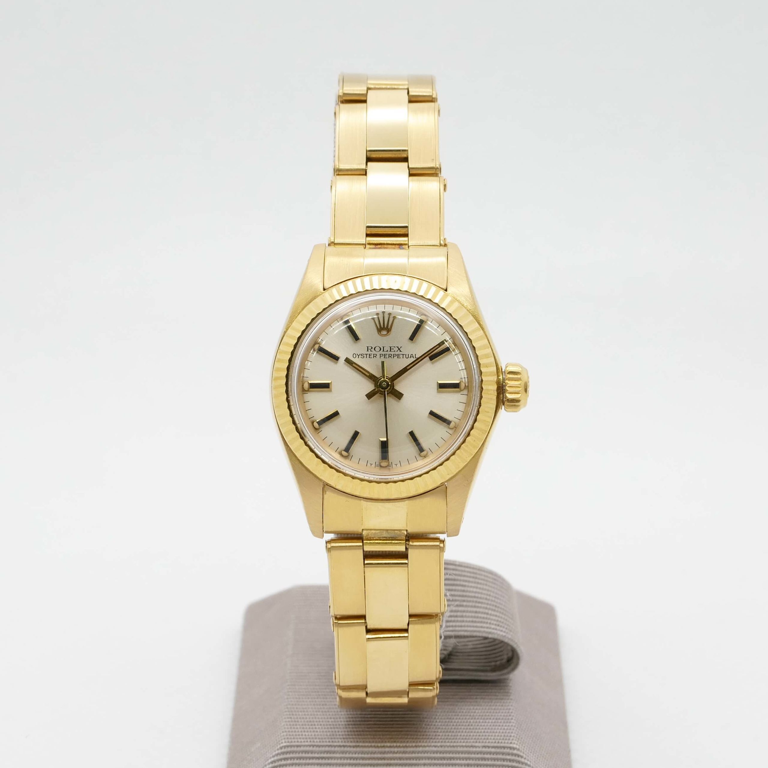 ROLEX OYSTER PERPETUAL