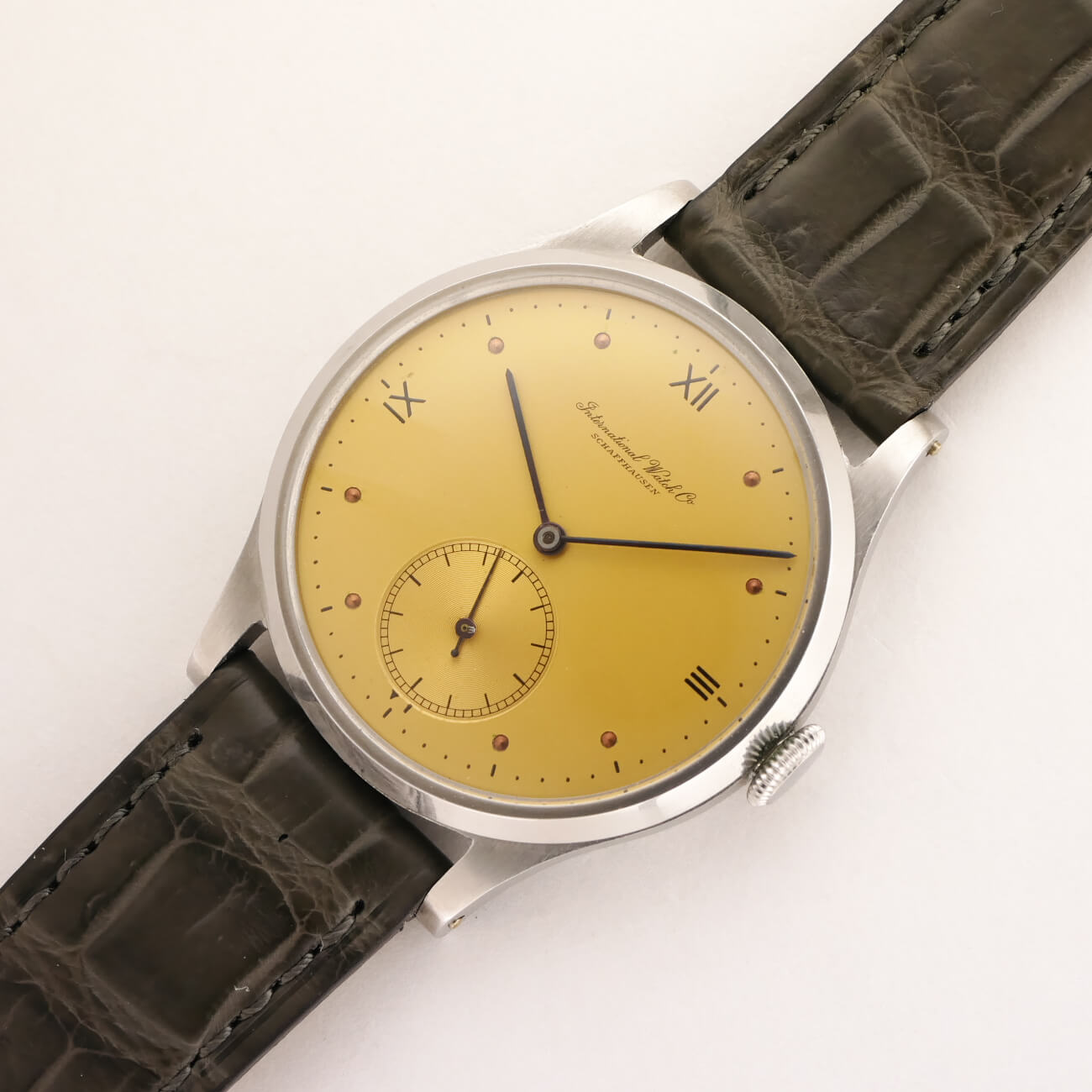 IWC ROUND MODEL