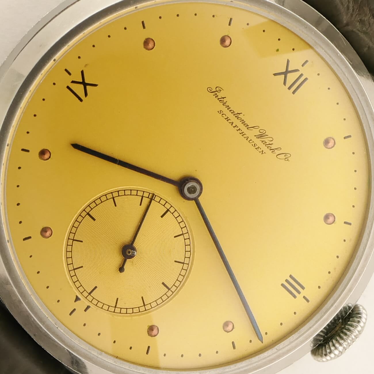 IWC ROUND MODEL