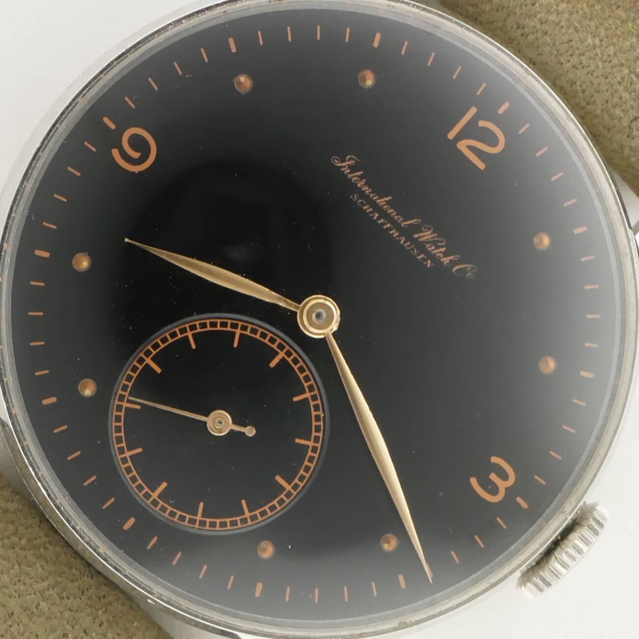 IWC ROUND MODEL