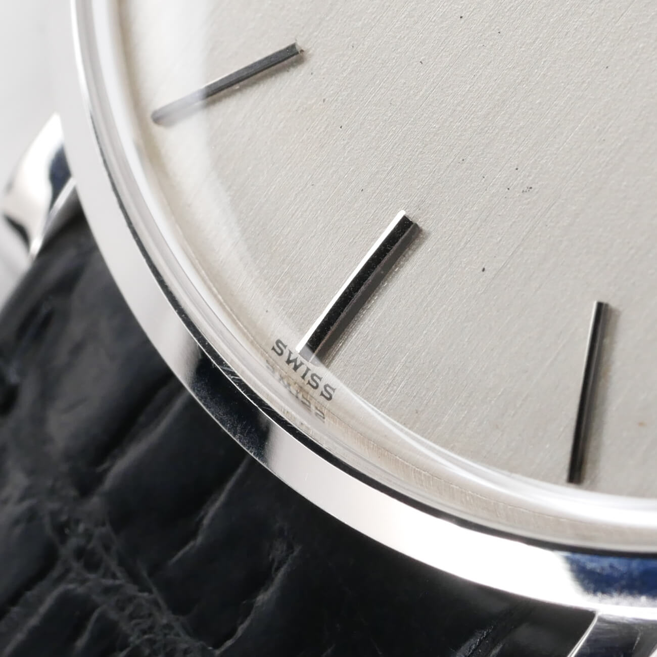 VACHERON & CONSTANTIN ROUND MODEL