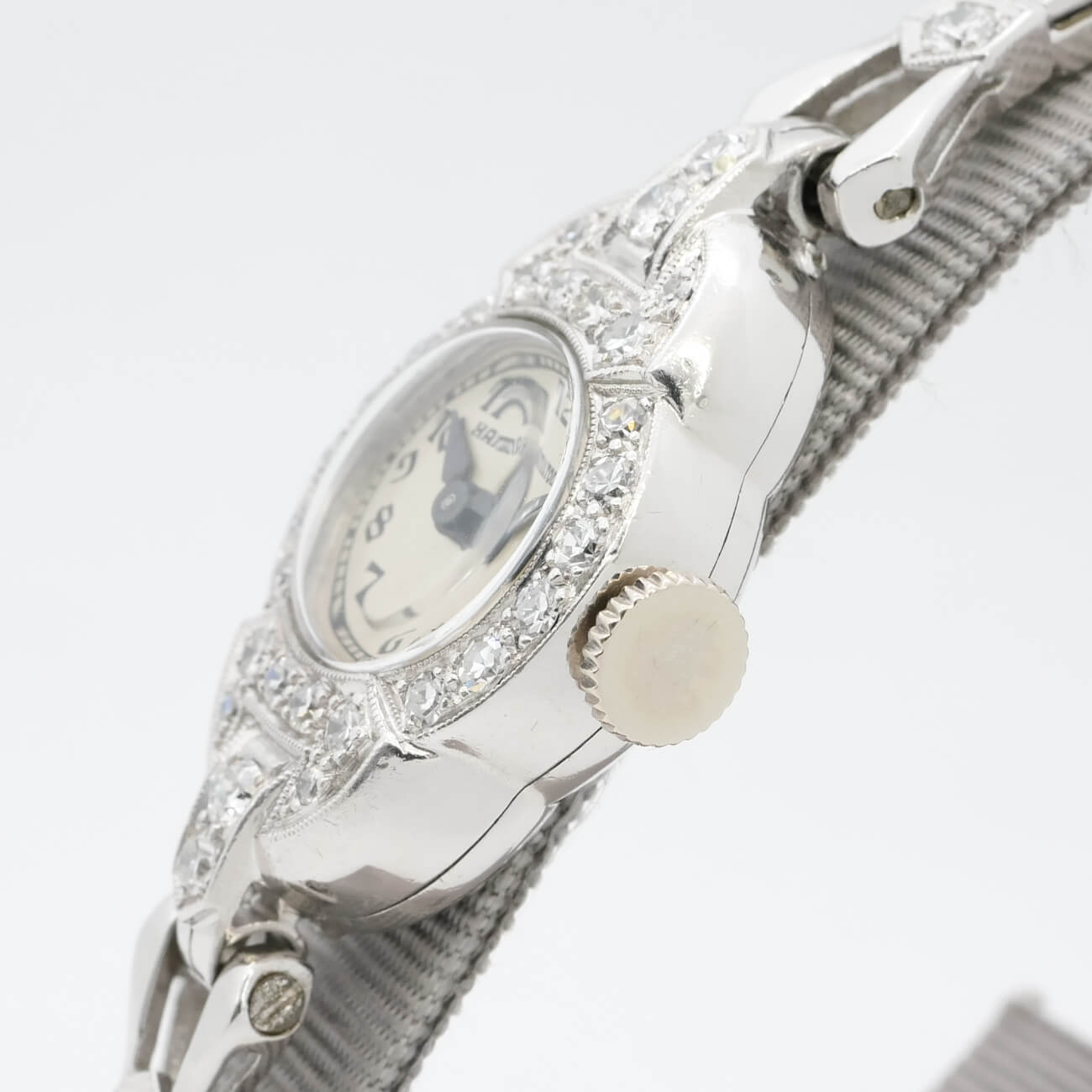 HAMILTON ROUND MODEL