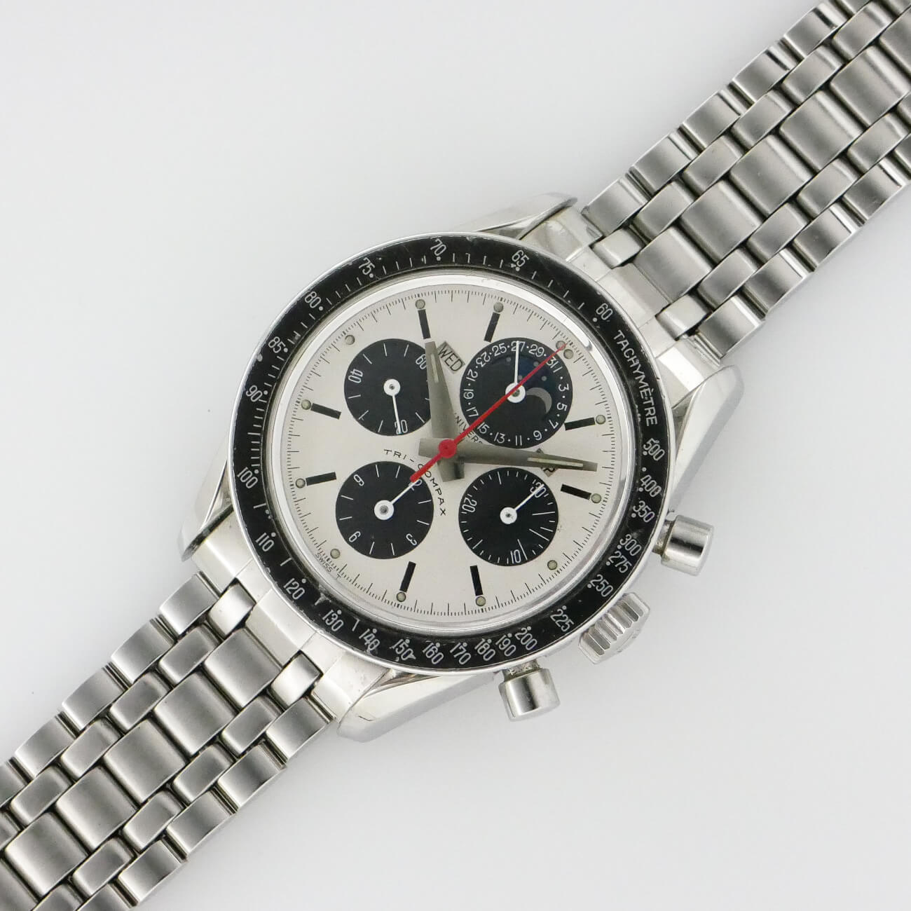 UNIVERSAL TRI COMPAX