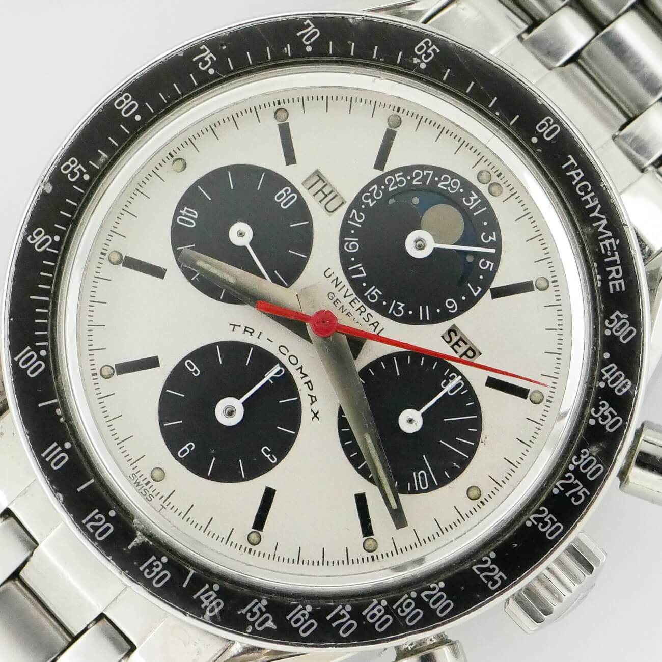 UNIVERSAL TRI COMPAX