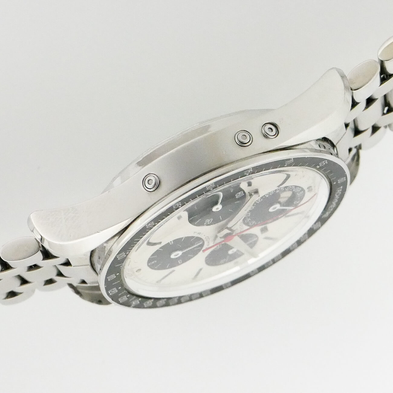 UNIVERSAL TRI COMPAX