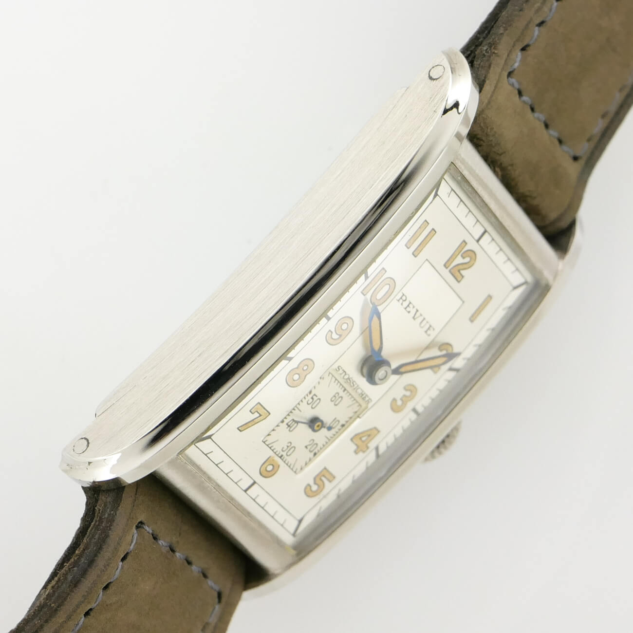 REVUE RECTANGLE MODEL 