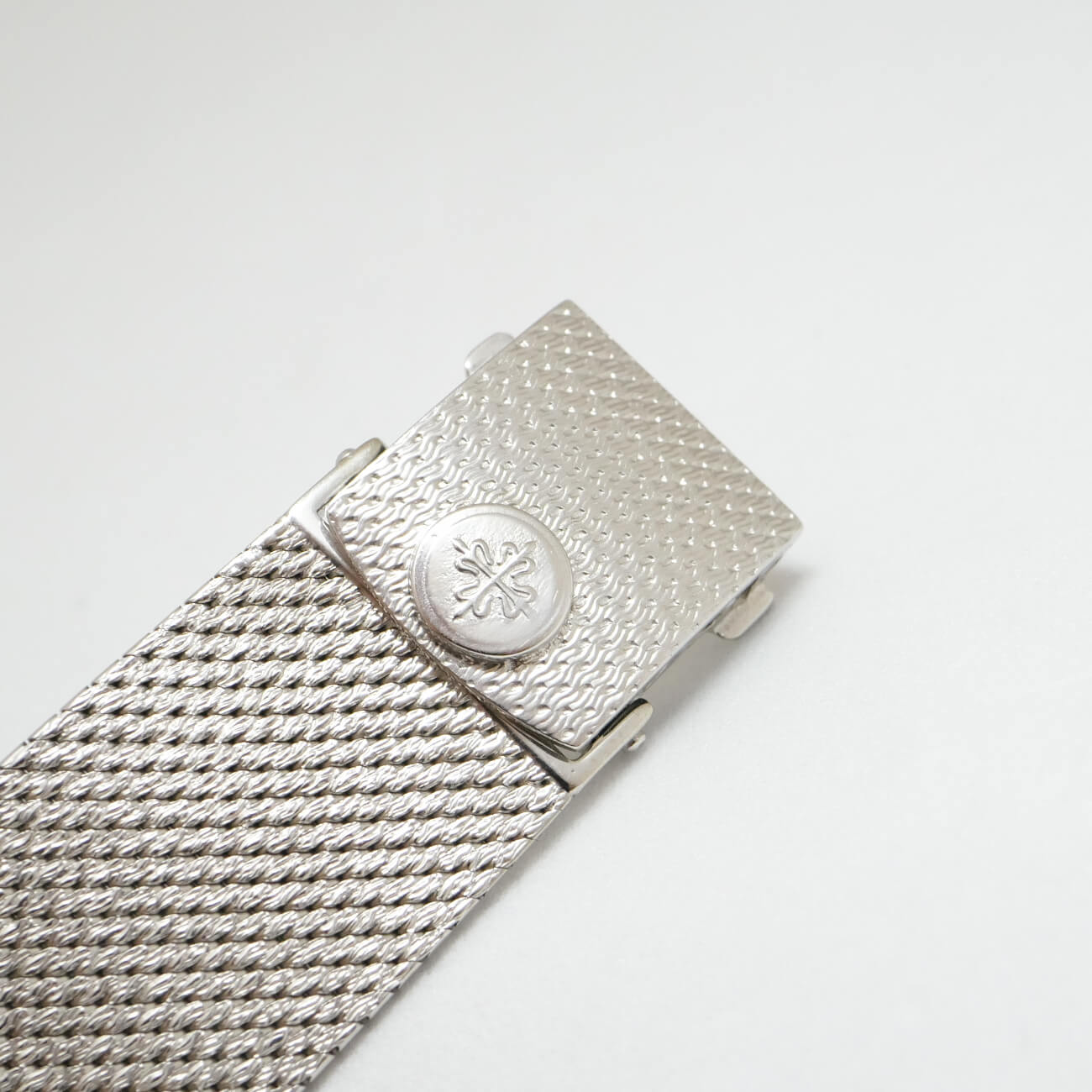 PATEK PHILIPPE ROUND MODEL