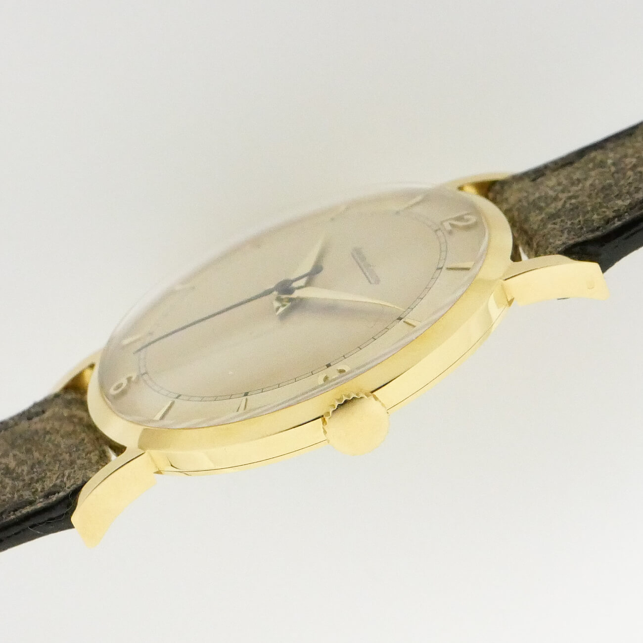 JAEGER LECOULTRE ROUND MODEL