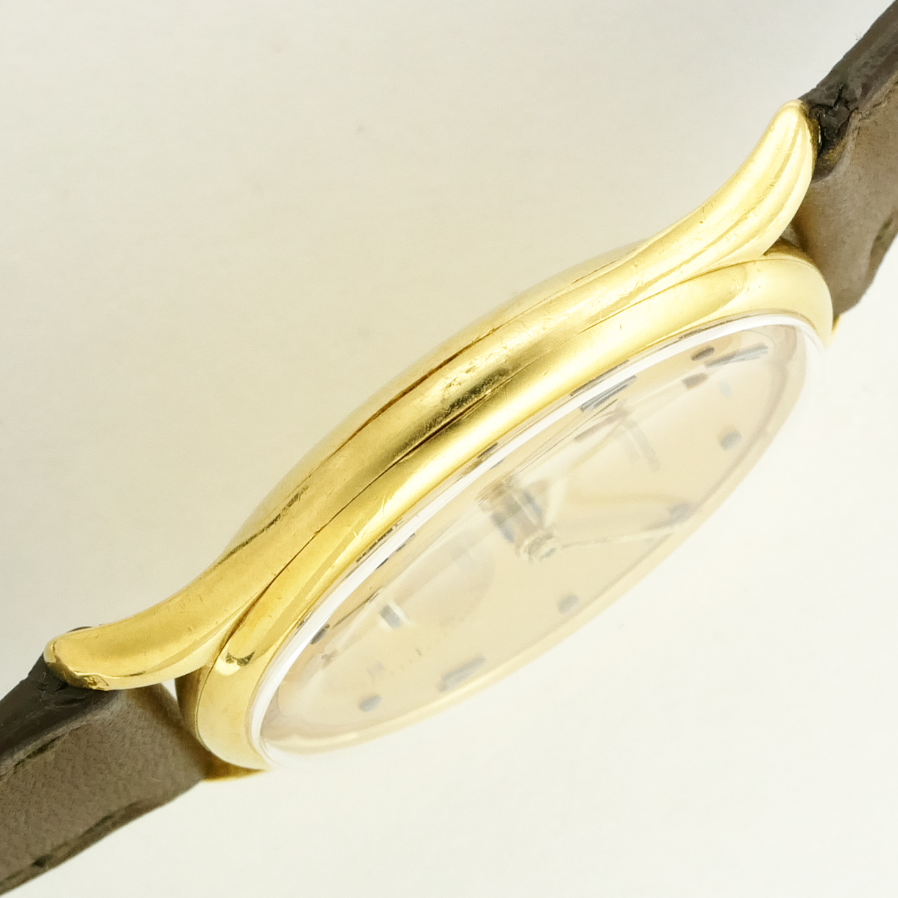 VACHERON & CONSTANTIN ROUND MODEL