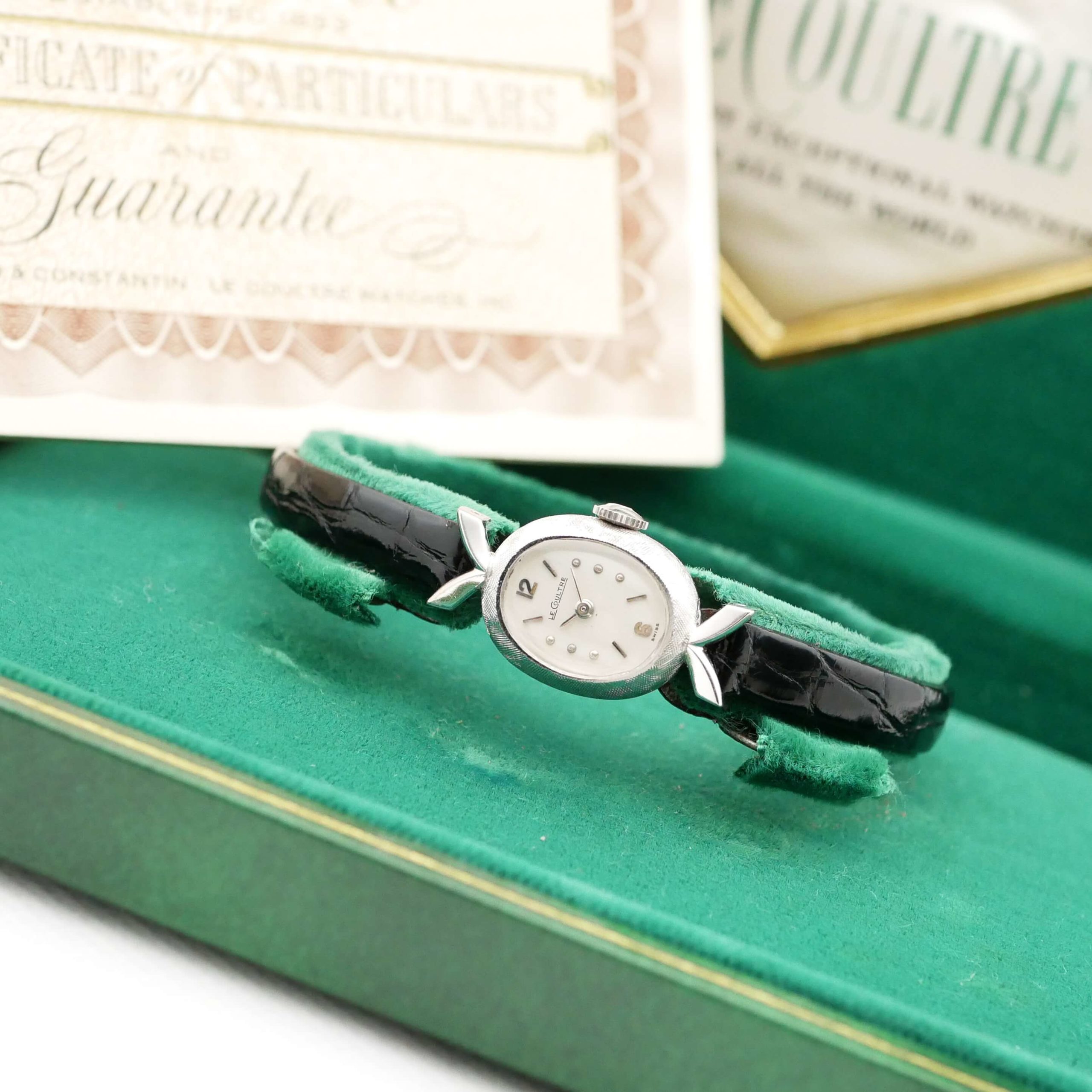 アンティーク　腕時計の道具 アンティーク時計のムーブメントの種類と機械の宝石の役割｜はらじゅく