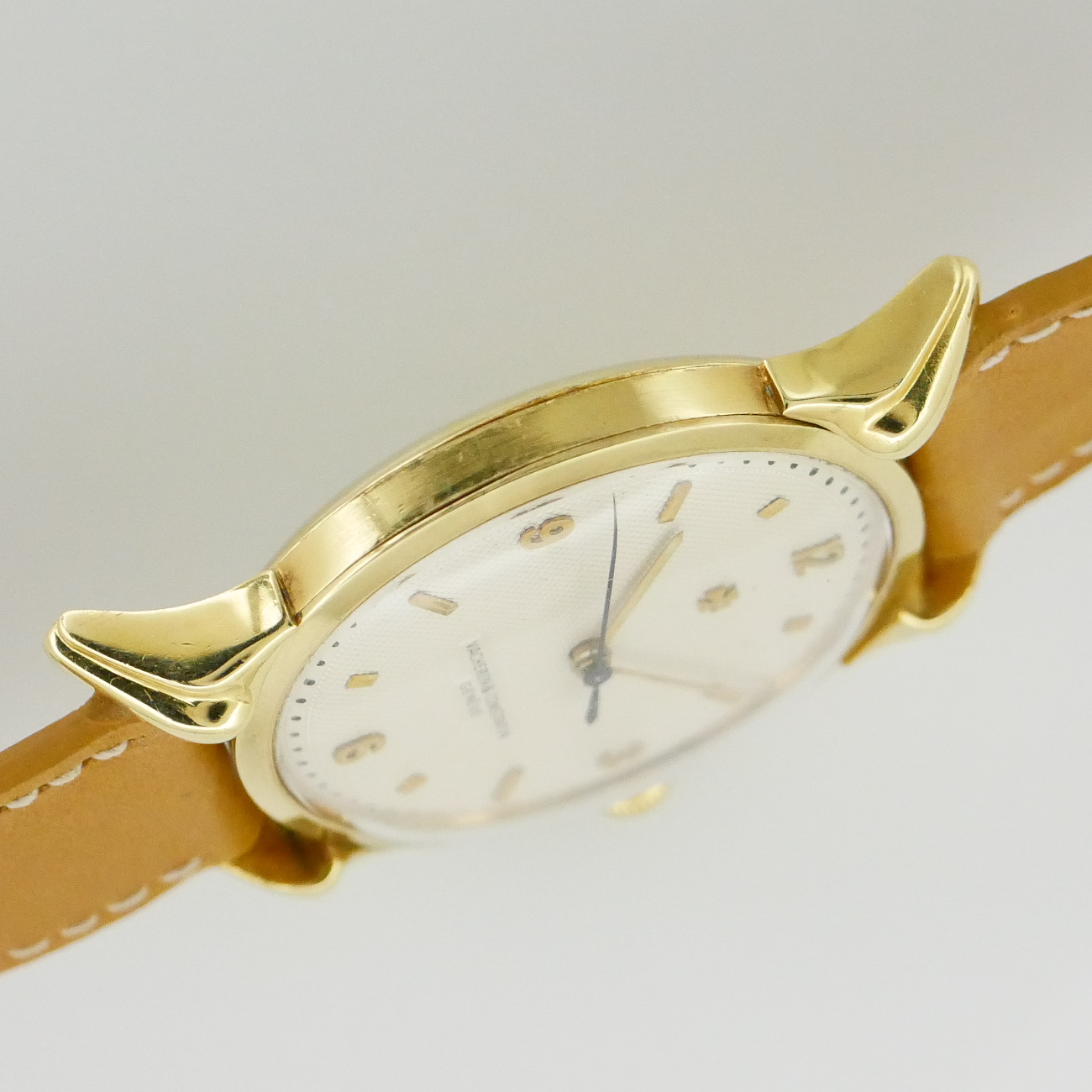 VACHERON & CONSTANTIN FANCY LUG