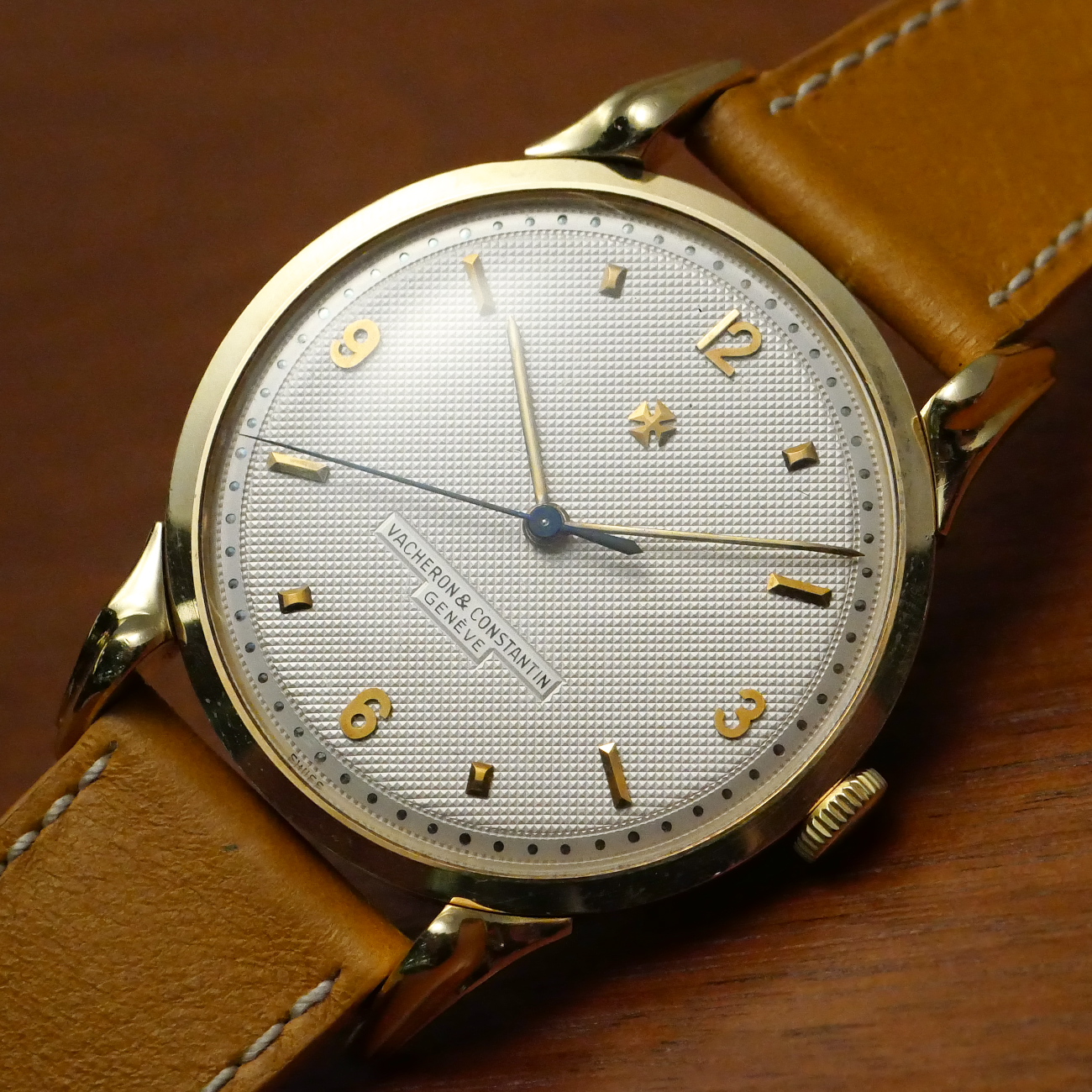 VACHERON & CONSTANTIN FANCY LUG