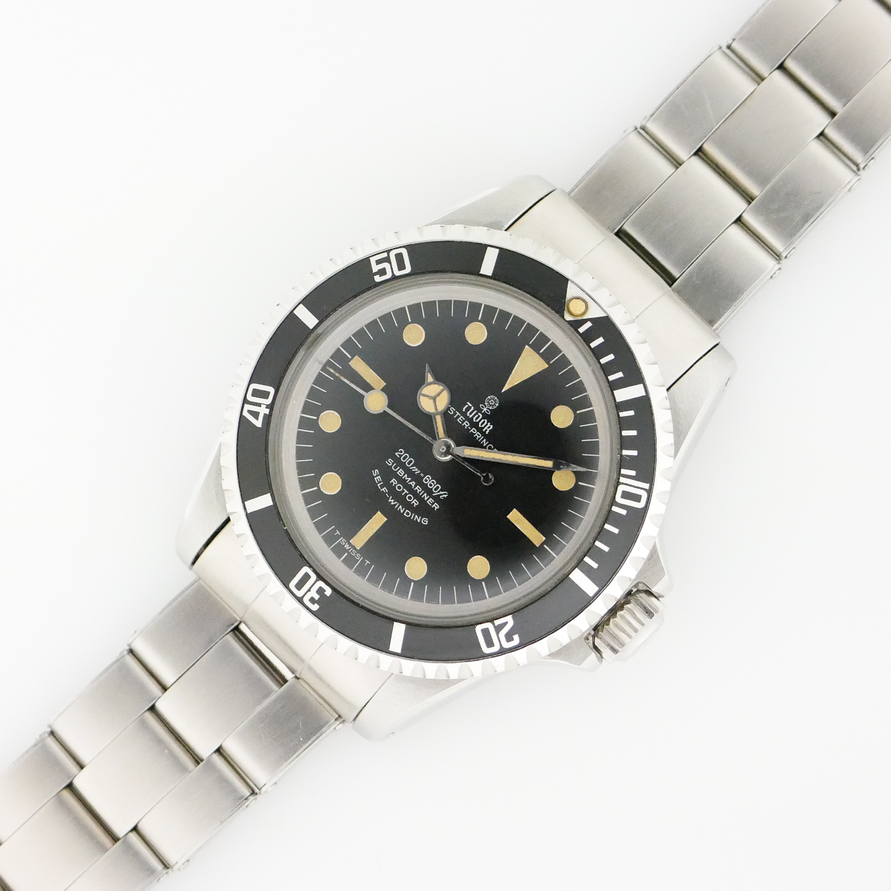 TUDOR SUBMARINER